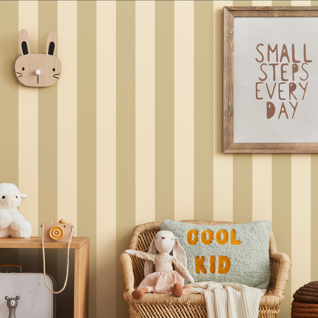 ATHENAÏS - Papier peint rayures larges beige chambre garçon