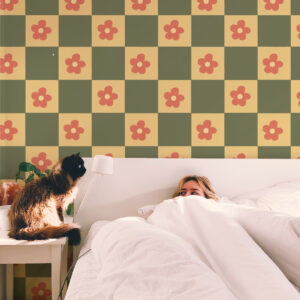 IACOMO - Papier peint carreaux et fleurs vintage chambre