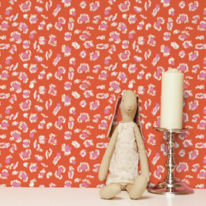 DOLIA - Papier peint léopard moucheté chambre fille