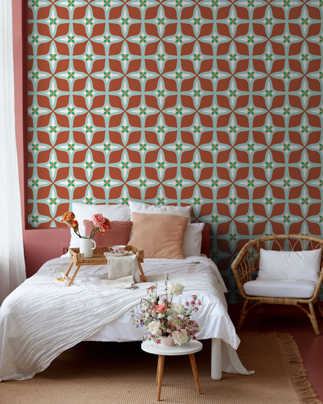 OCTAVE - Papier peint vintage motif croix rouge chambre