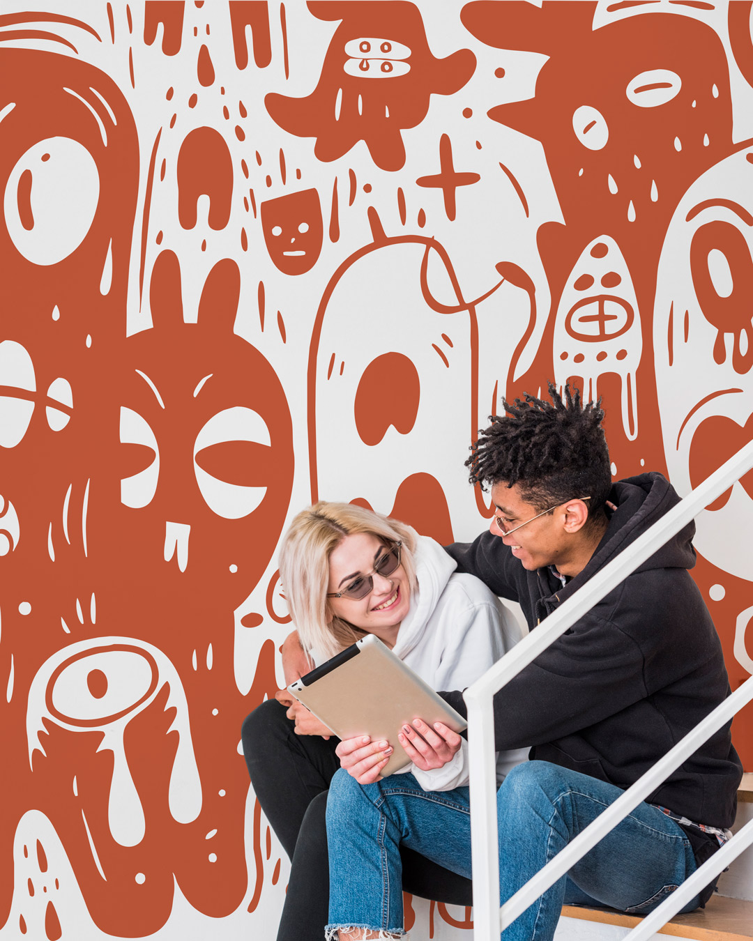 PETER - Papier peint doodle monstres orange couloir