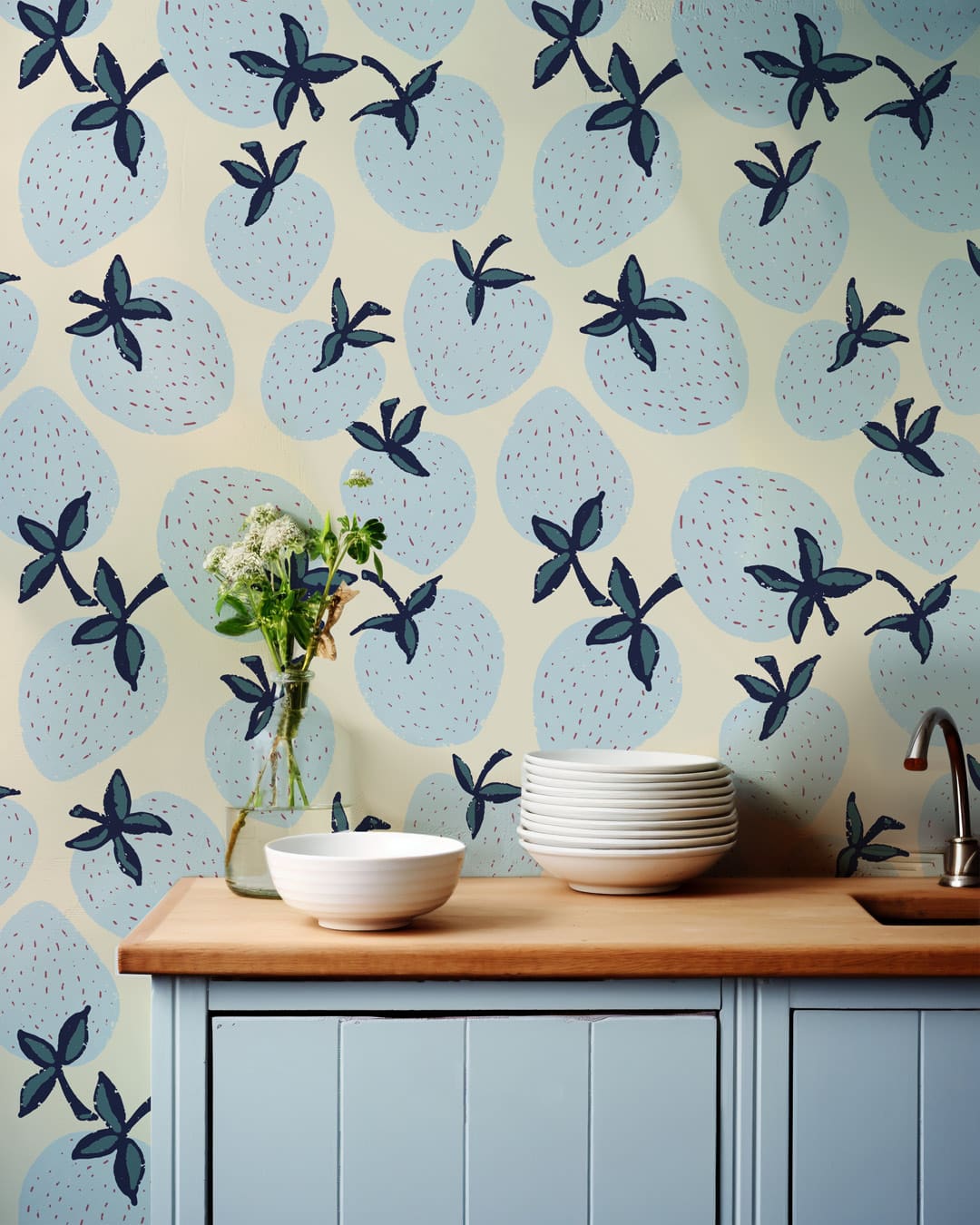 HAROLD - Papier peint fraises pastel bleu cuisine