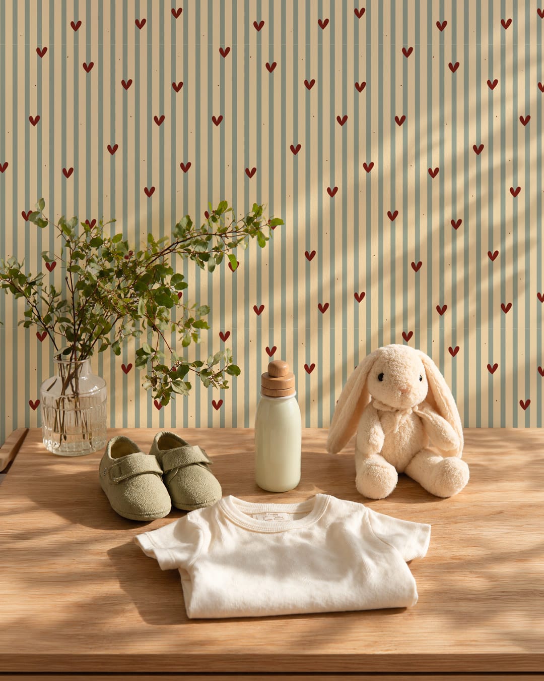 OLYMPE - Papier peint rétro rayure et coeur chambre 1